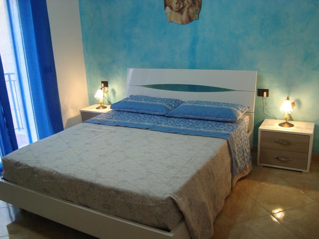 Bed and Breakfast Le Tre Rose Di Maria Ното Номер фото